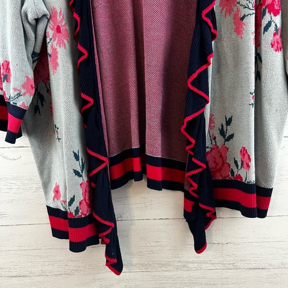 Lane Bryant Floral Draped Front Long Sleeve Cardigan Size 18/20 - Picture 4 of 9